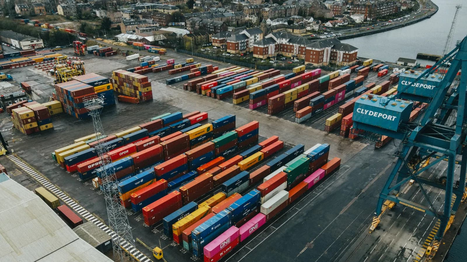 Avoiding Extra Charges on Regulated & Specialty Freight