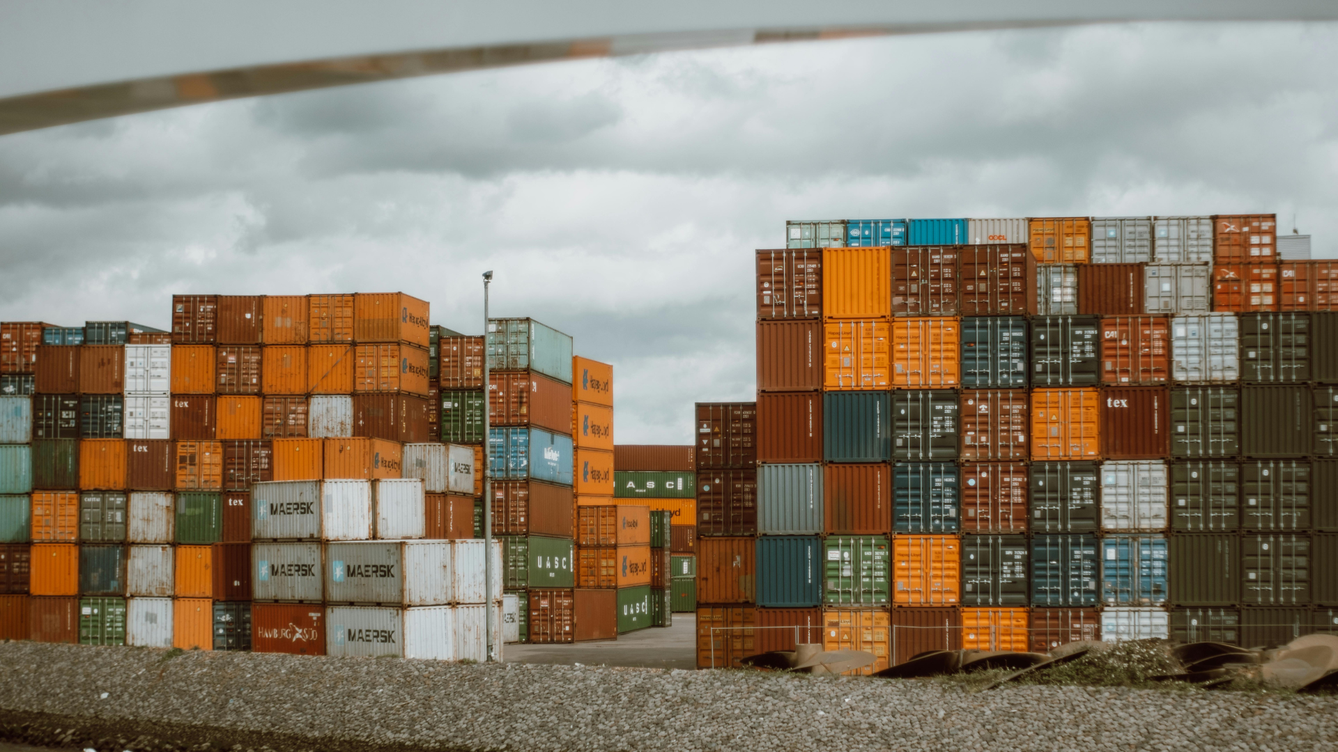 LTL vs FTL: What’s Right for Your Shipment?